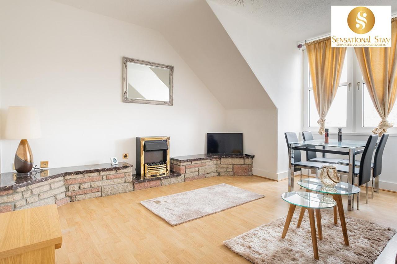 2 Bedroom Apt At Sensational Stay Serviced Accommodation Aberdeen - Clifton Road Екстериор снимка